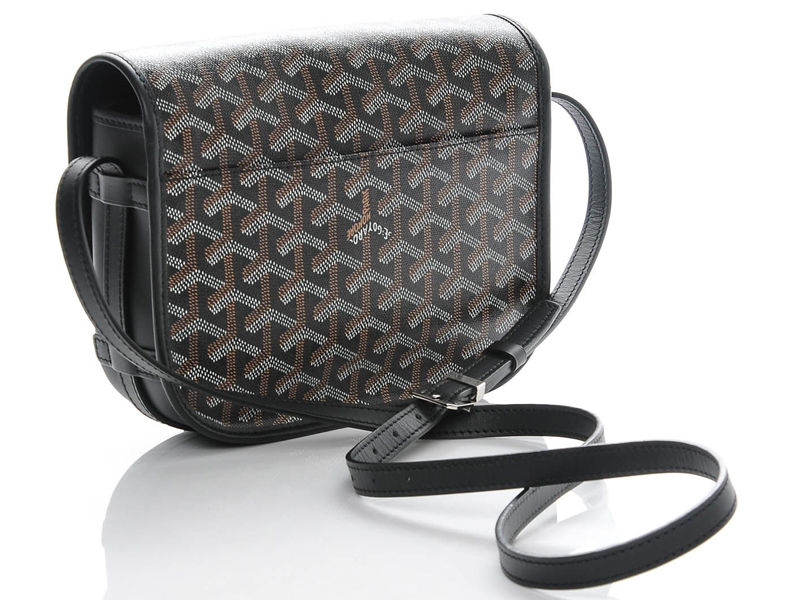 Goyard Navy Blue Chevron Print Coated Canvas Belvedere II PM Crossbody –  Curated by Charbel