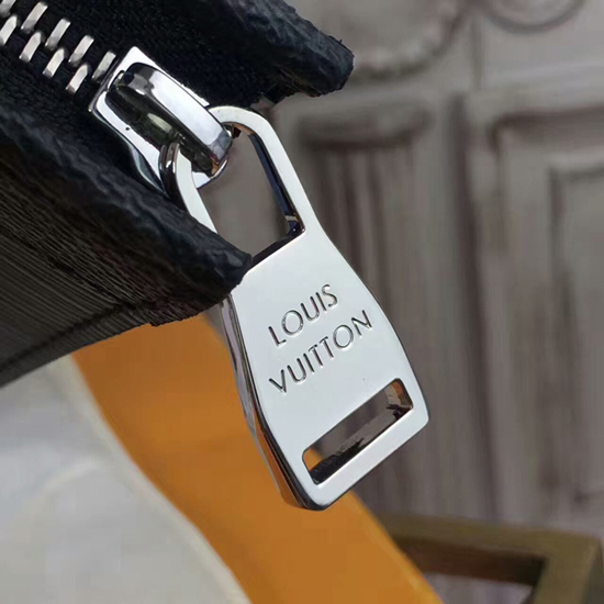 Réplique Louis Vuitton Pochette Voyage MM Sac Monogramme Toile Avion À  Vendre Avec Prix Pas Cher Au Magasin De Faux Sac