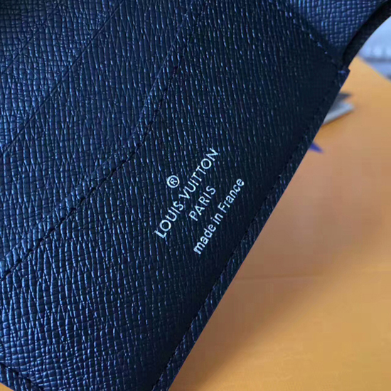 Louis Vuitton Epi Supreme Compact Wallet M67755 w/o Chain From JPN 012  5948201