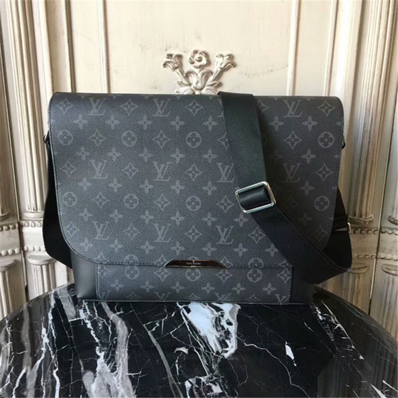 Replica Louis Vuitton M40273 Petite Malle Crossbody Bag Monogram