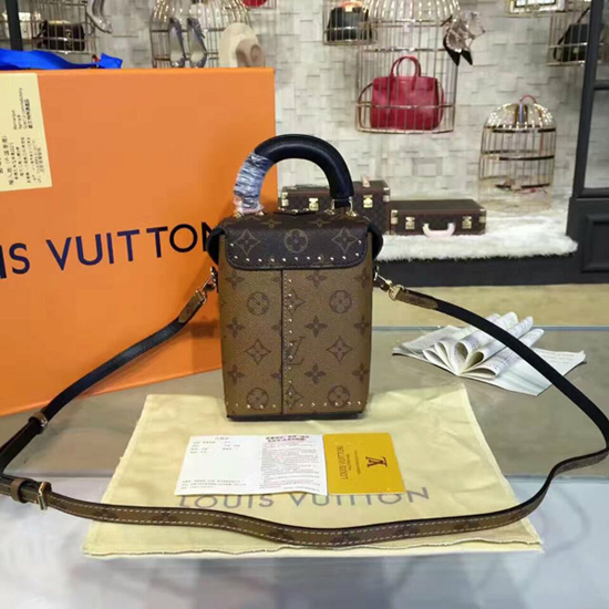 Replica Louis Vuitton M42999 Camera Box Crossbody Bag Monogram Canvas For  Sale