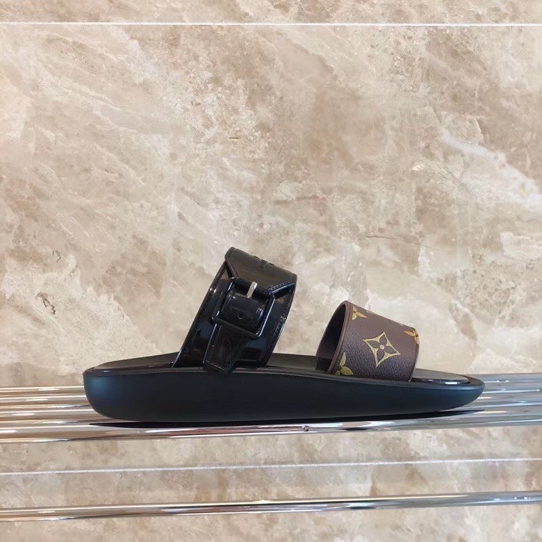 Louis Vuitton Sunbath Flat Mules Black - Replica Bags and Shoes online  Store - AlimorLuxury