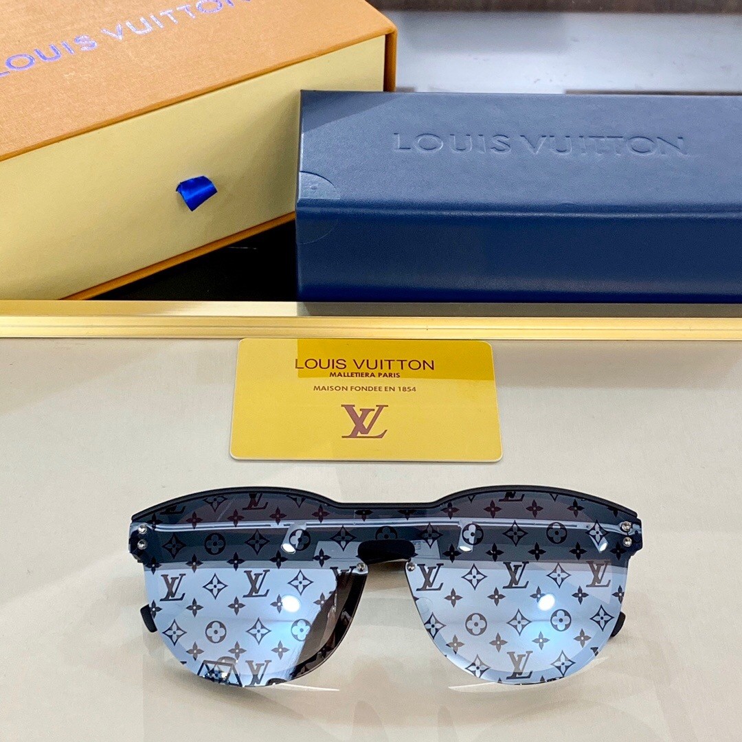 Products by Louis Vuitton: Grease Sunglasses  Gafas de sol, Gafas de sol  louis vuitton, Louis vuitton