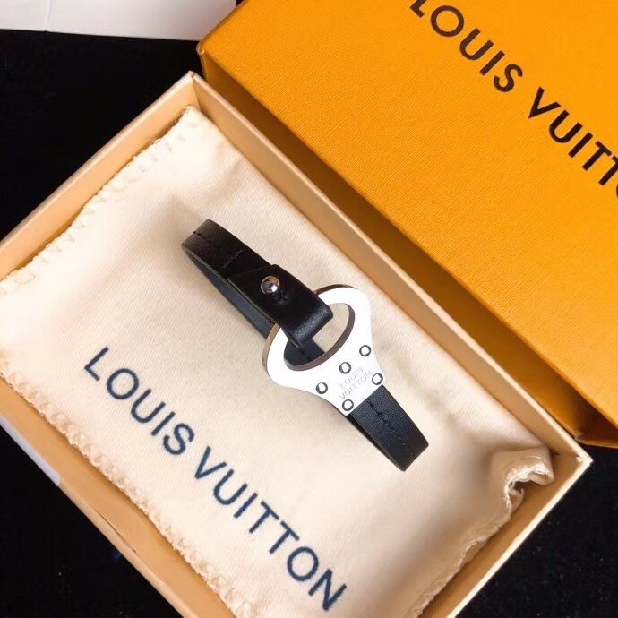 Replica Louis Vuitton Archief lederen armband zwart te koop met goedkope  prijs bij nep tas winkel
