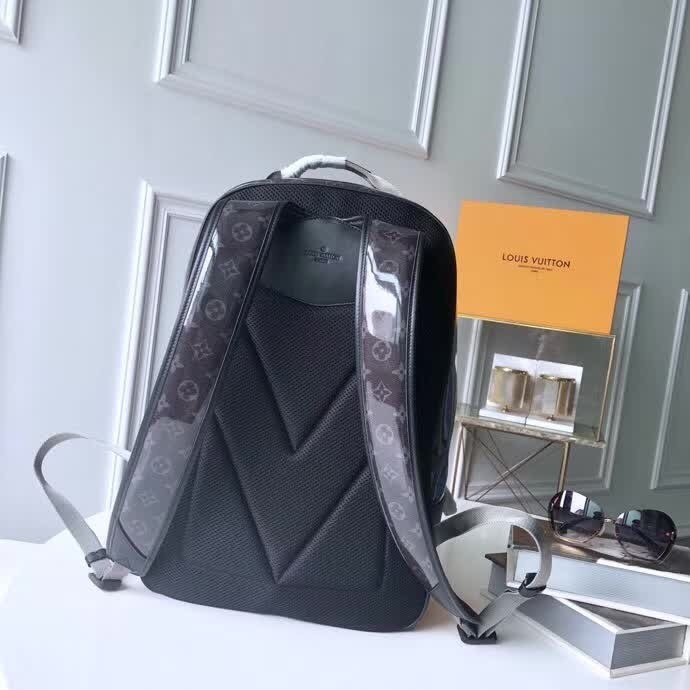 Réplica Louis Vuitton Mochila de titanio monograma para hombre GM M43881 a  la venta con precio barato en la tienda de bolsos falsos