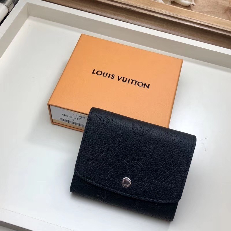 LOUIS VUITTON Louis Vuitton Portefeuille Iris Mahina Noir M62540