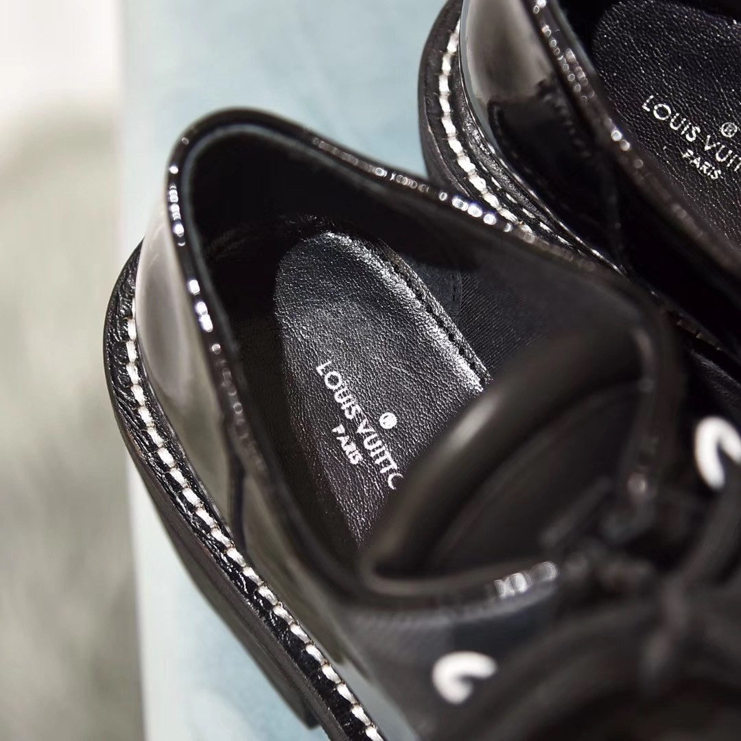 Zapatillas Para Mujer Louis Vuitton Aftergame LV, Negro