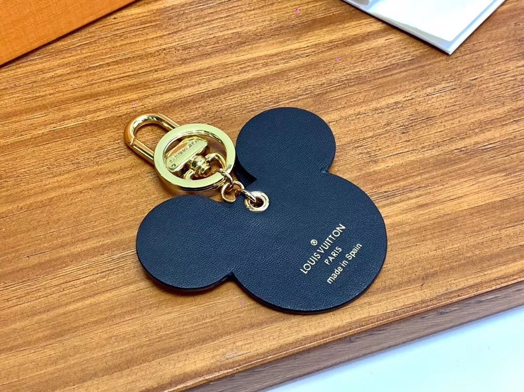 Réplica Louis Vuitton Monogram Canvas Bag Charm and Key Holder Mickey  Minnie Mouse Pink para la venta con precio barato en la tienda de bolsos  falsos