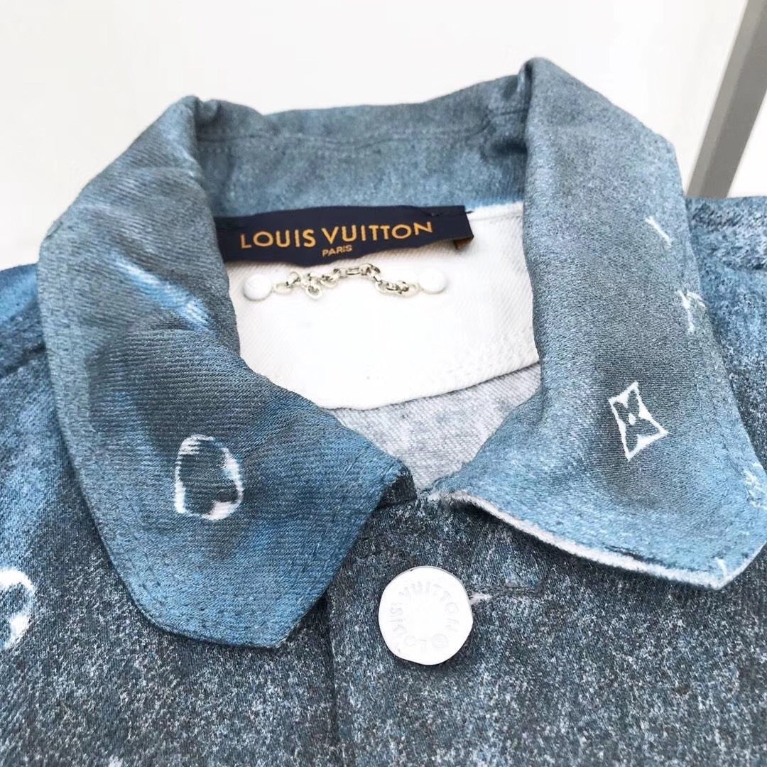Louis Vuitton - Veste en jean multicolore pour femme En vente sur 1stDibs