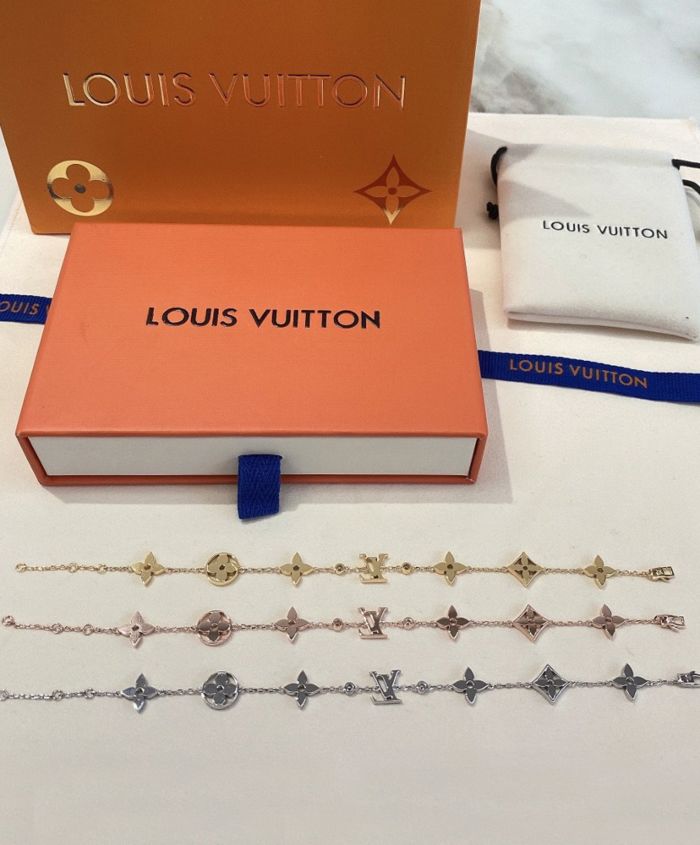 Unboxing & Review the Louis Vuitton Nanogram Necklace (M63141