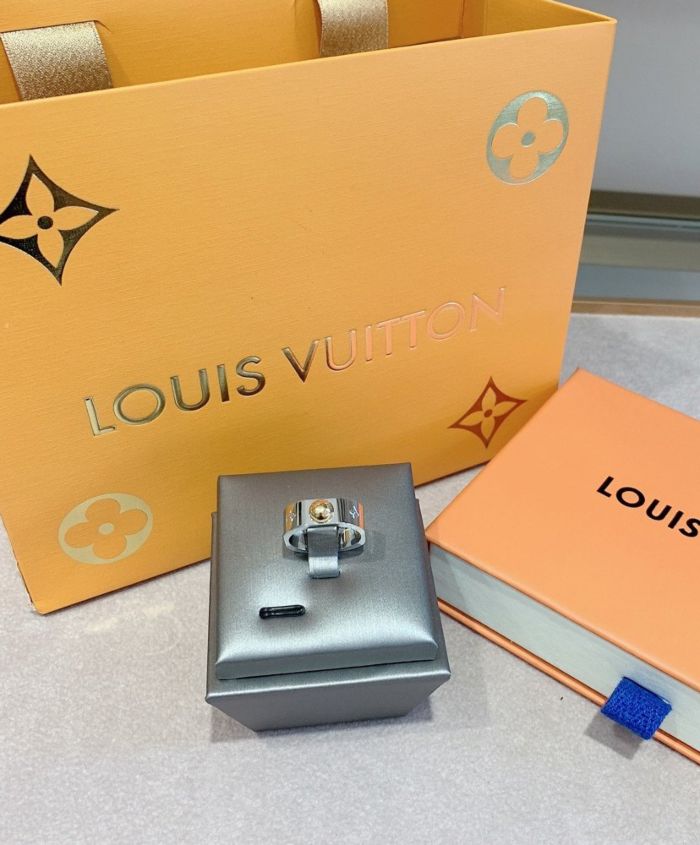 Replica Louis Vuitton Idylle Blossom Charms-armband te koop met goedkope  prijs bij Fake Bag Store