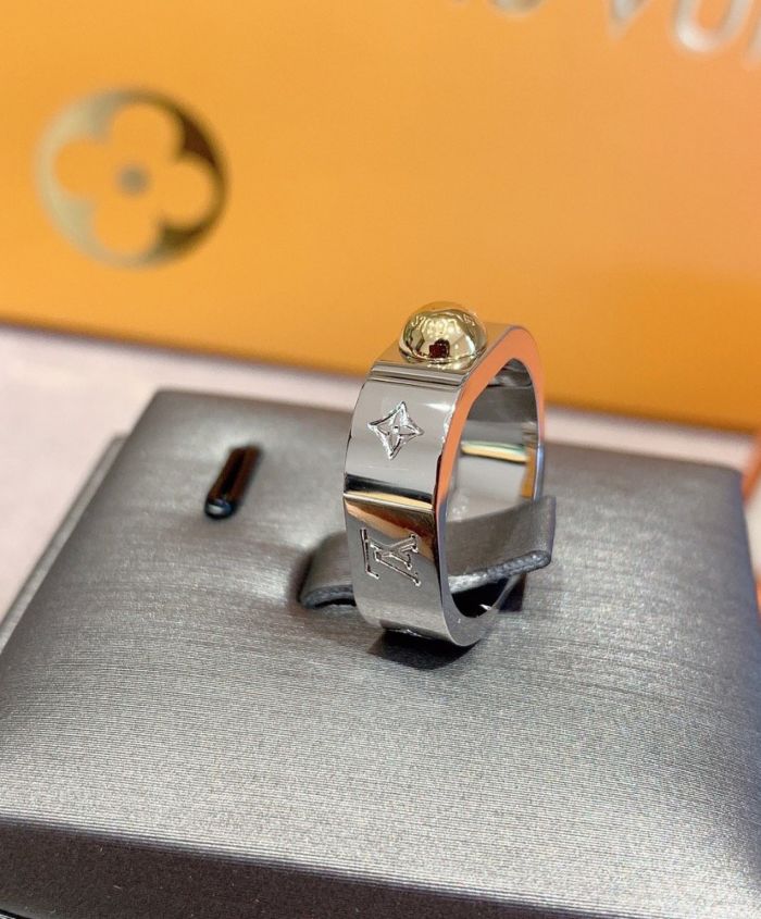 Réplique Louis Vuitton Bague Nanogram Argent à Vendre Avec Prix