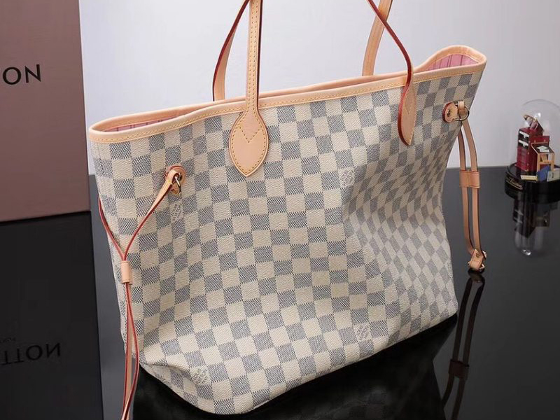 Replica Louis Vuitton Neverfull MM Bag In Damier Azur Canvas N40471