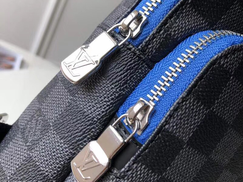 Shop Louis Vuitton DAMIER Avenue sling bag (N40097) by inthewall